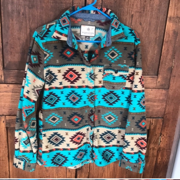 ISO!!! This Legendary Whitetails fleece